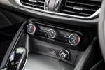 Alfa Romeo Stelvio 2017 года (UK)